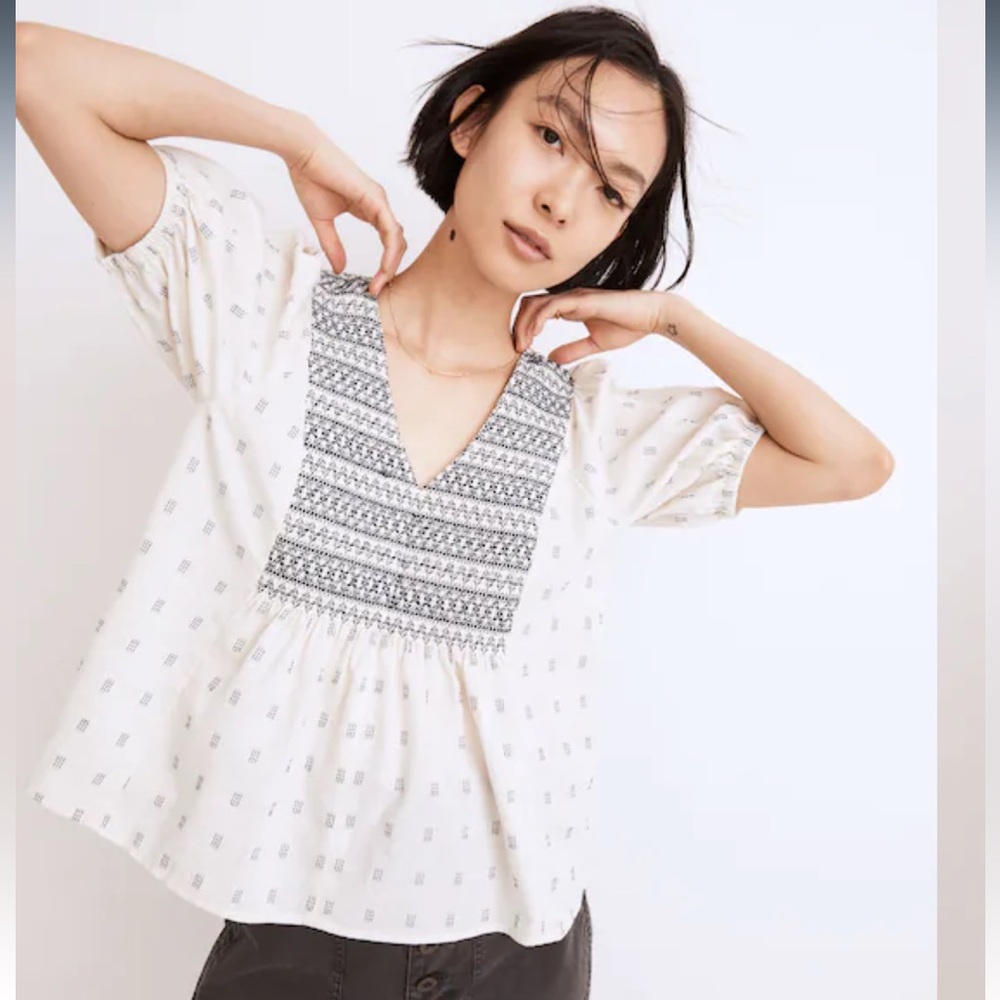 Madewell Embroidered-Yoke Top in Clipdot
Sold out in the app$88